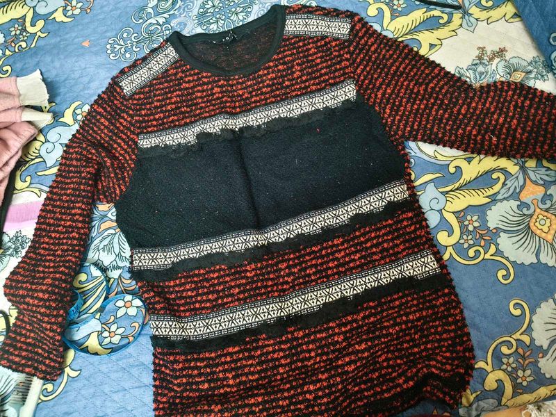 Stylish Knit Sweater in L 40 size for women