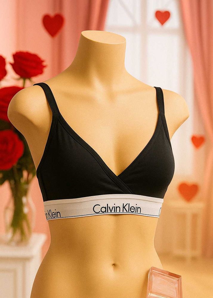 🇳🇿💫💗 Imported Calvin Klein Black Bralette