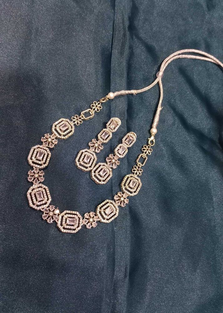 Elegant Necklace &amp; Earring Set