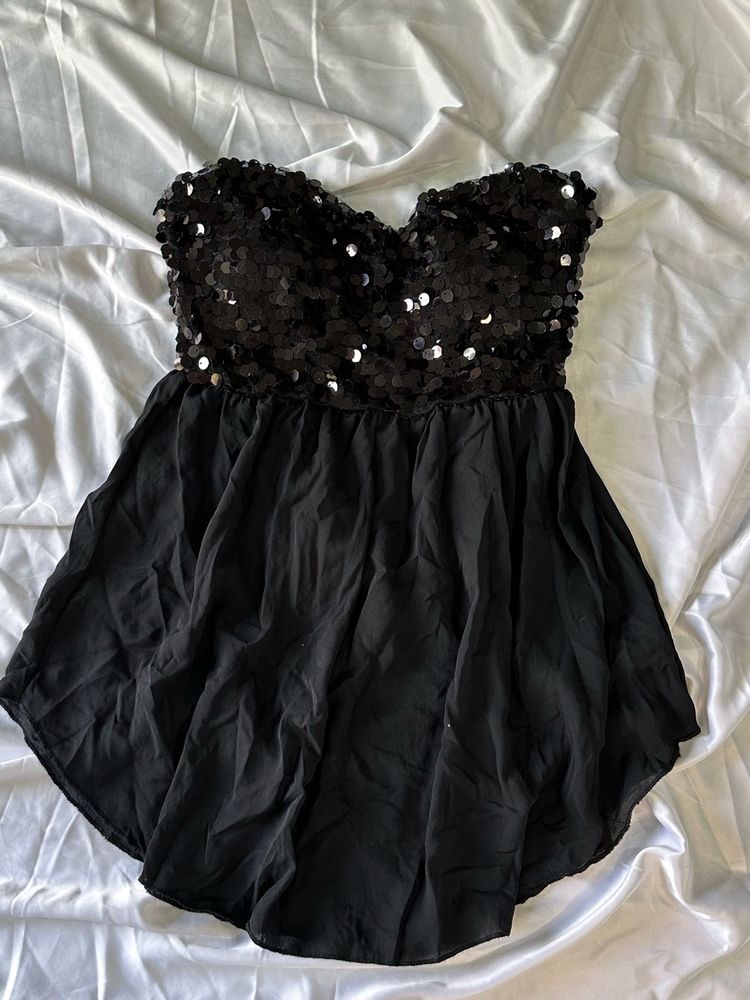 Sweetheart Sequin Top