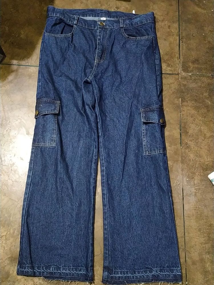 Cargo Jeans