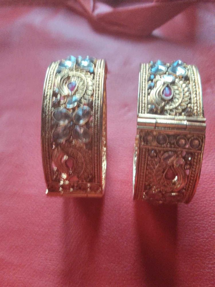 Gold-toned Indian Bangles (Set of 2)