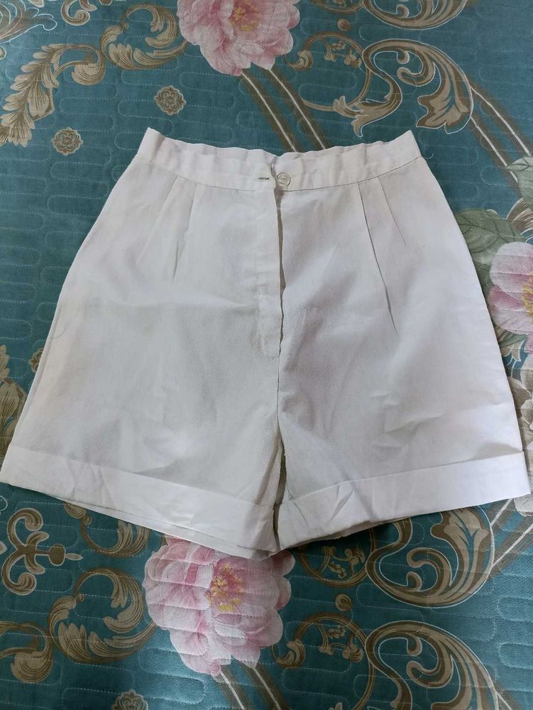 White High-Waisted Shorts