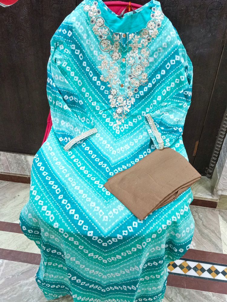Pakistani Suit
