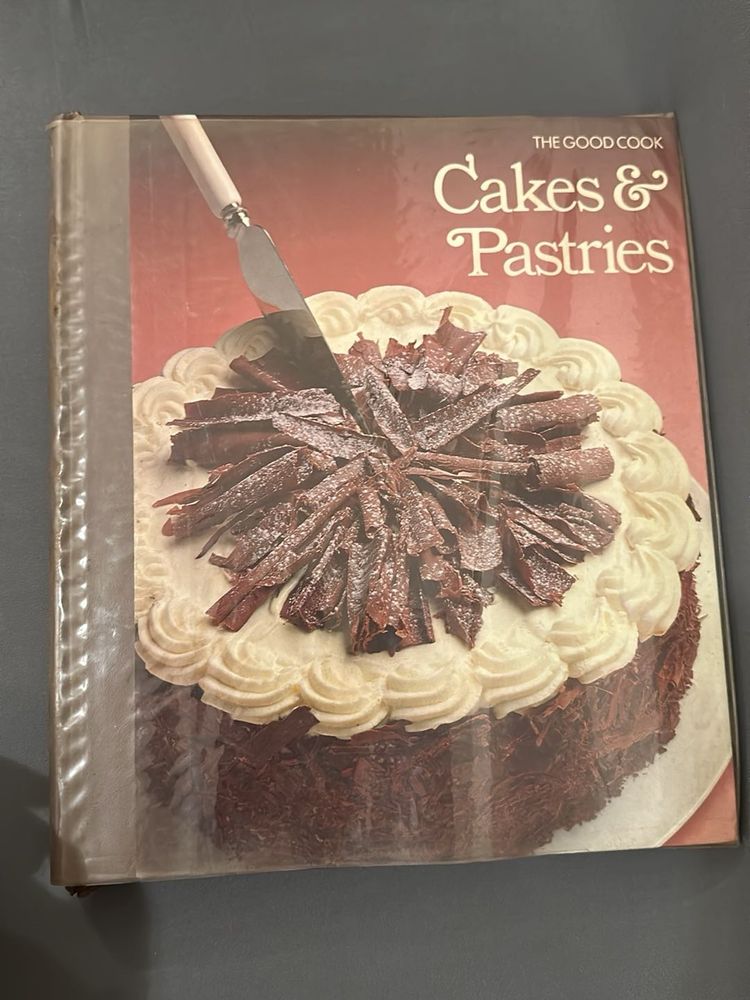 Cakes &amp; Pastries Cookbook