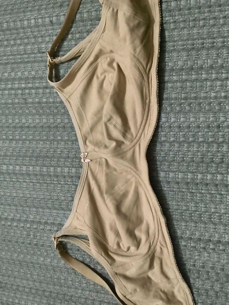 Enamor 38D