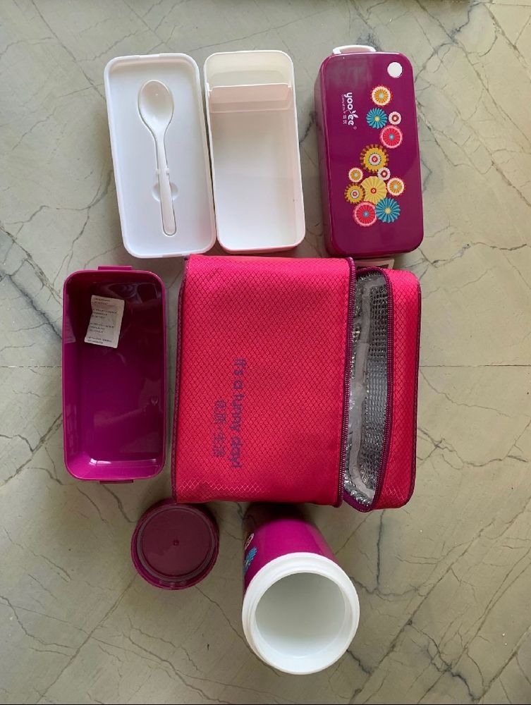Lunch Box And Bottle Set
