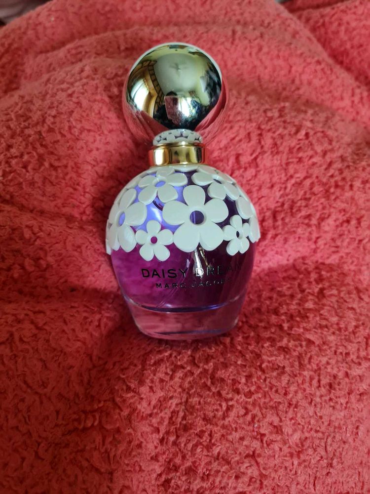 Daisy Dream Marc Jacobs Perfume