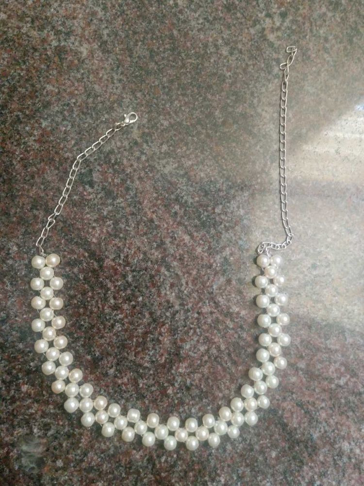 Pearl Beaded Choker Necklace