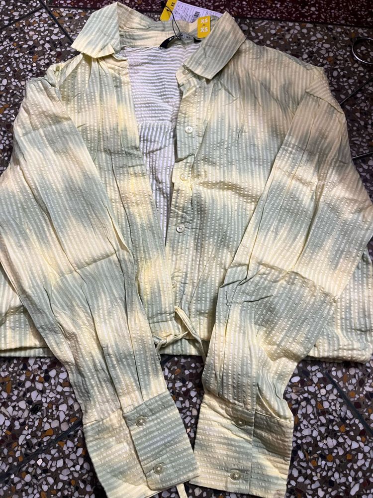 Striped Crop Top Shirt brand new with tag