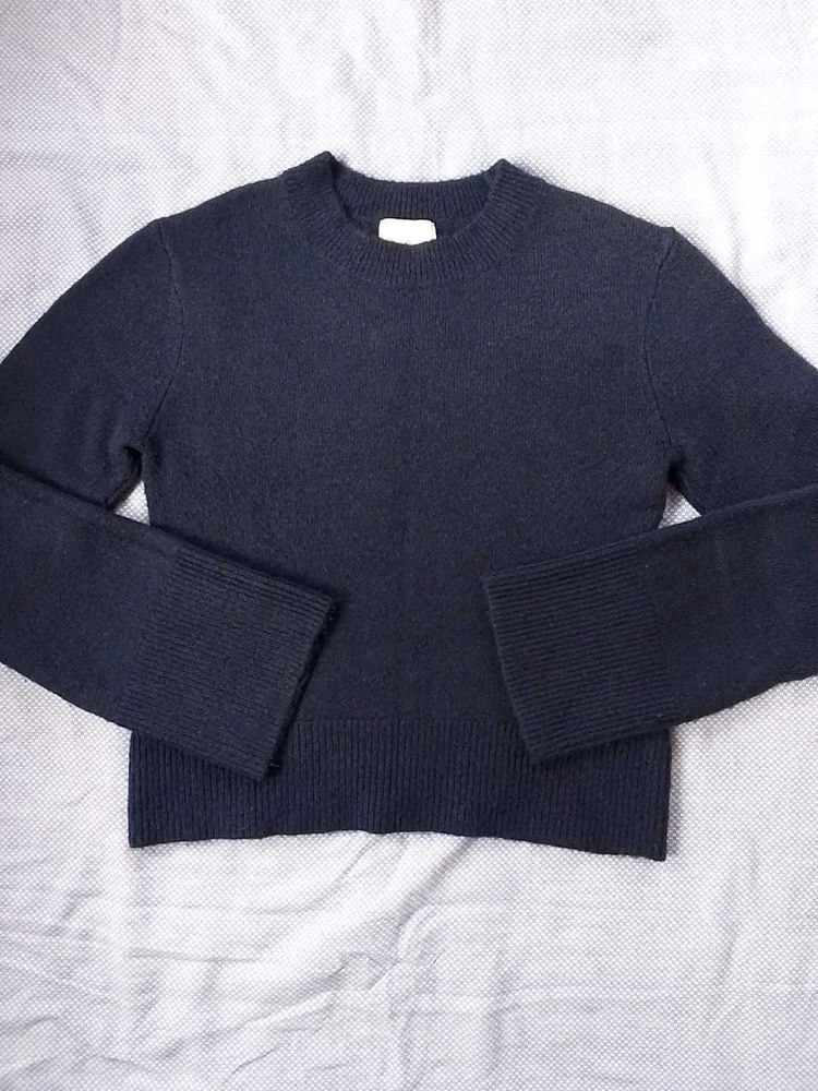 ⊹₊ ⋆ Navy Blue Sweater ⋆ ₊⊹