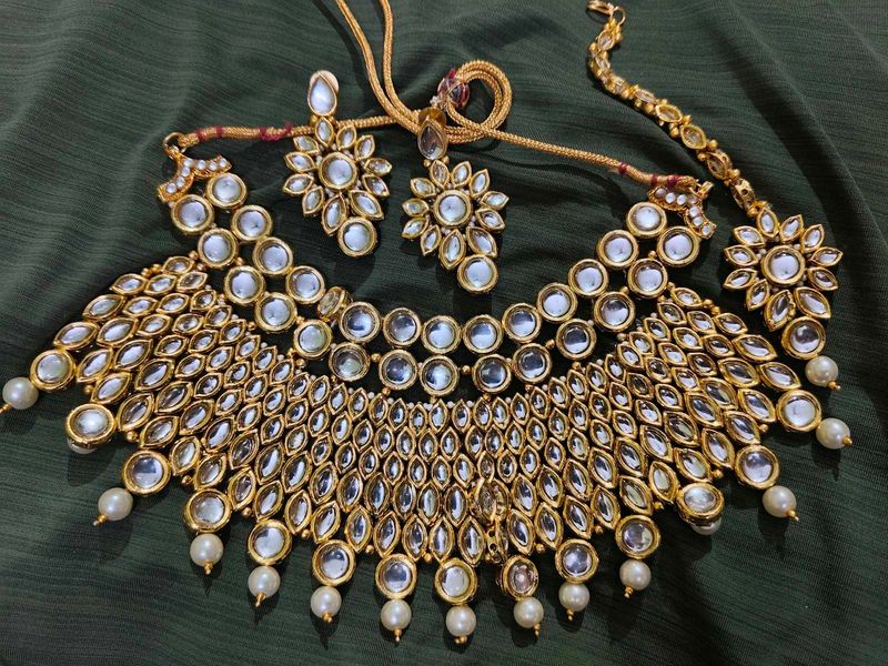 Very Beautiful Kundam Necklace