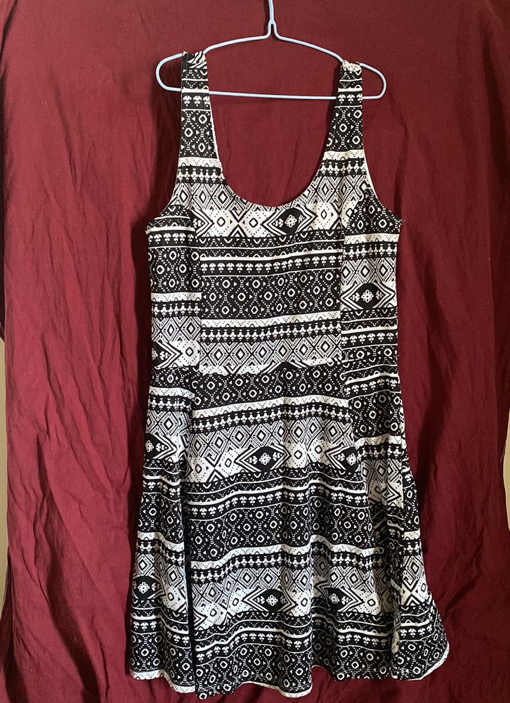 H&amp;M Fit &amp; flare Dress