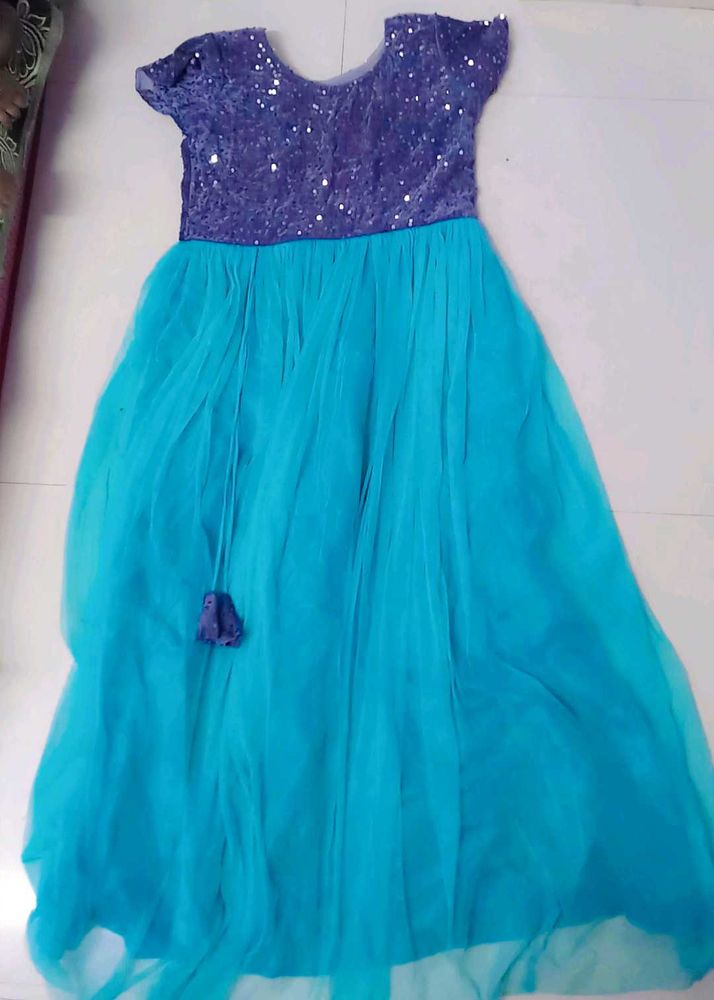 New Geogeous Ethnic Gown