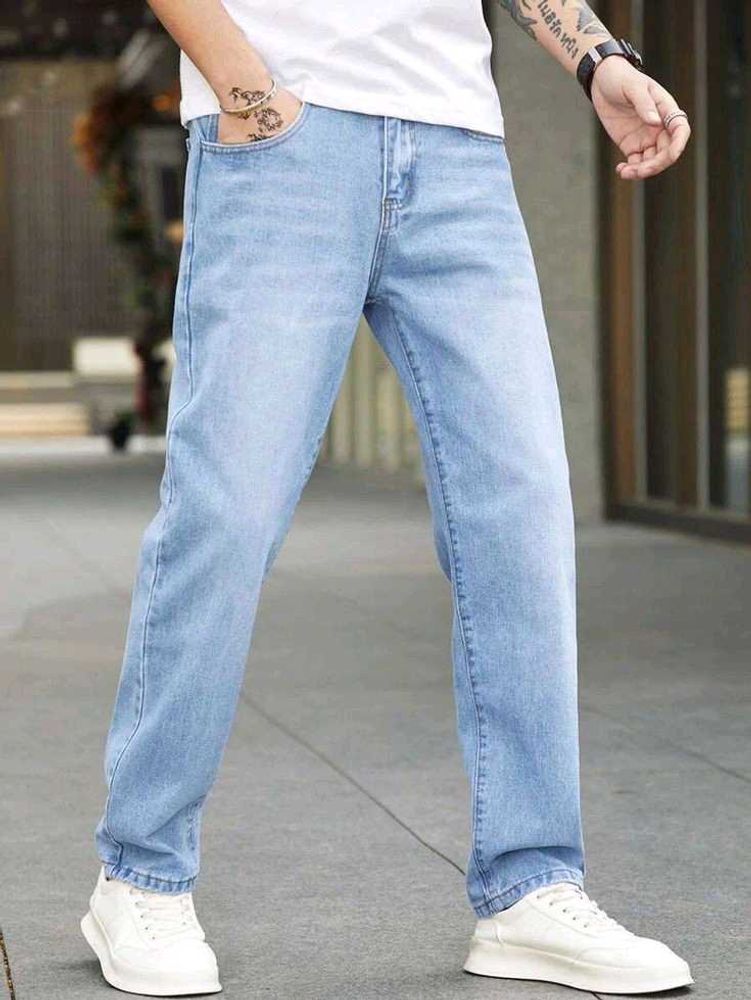 Men&#39;s Light Wash Jeans