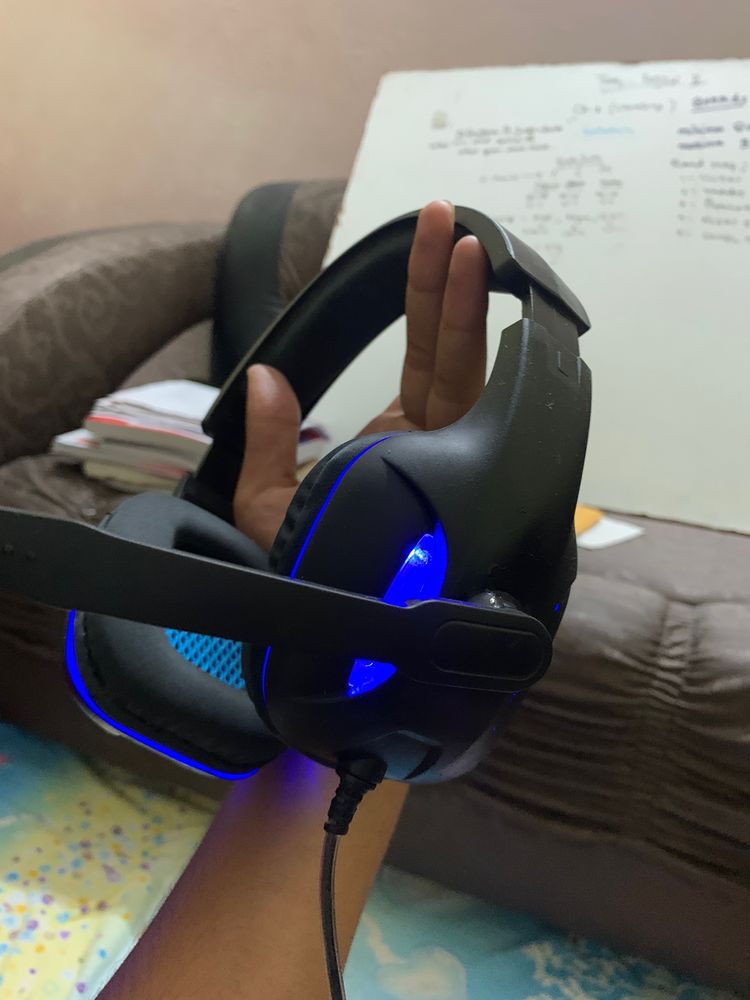 Headphone
