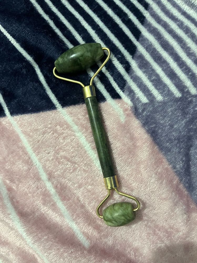 Jade Facial Roller