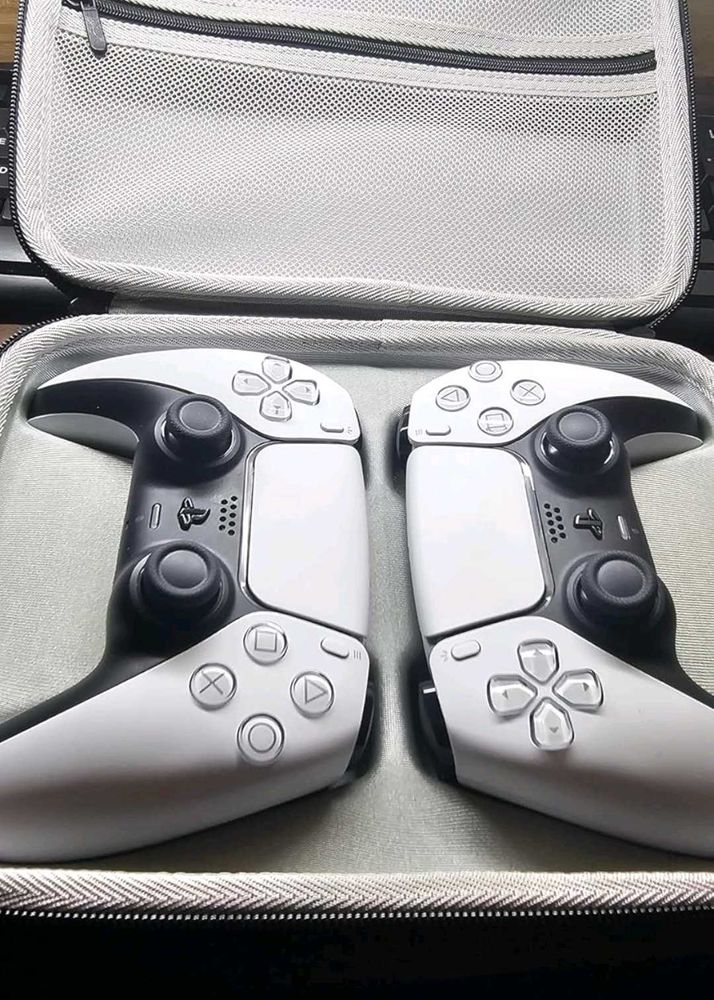 Two PS5 Dualsense Case . Dm Before Buying.