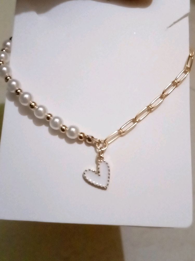 Korean Heart Shaped Acrylic Bracelet