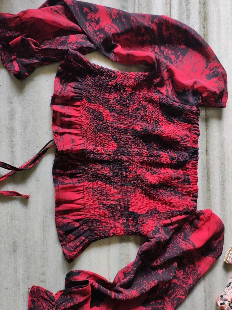 Red &amp; Black Print Top