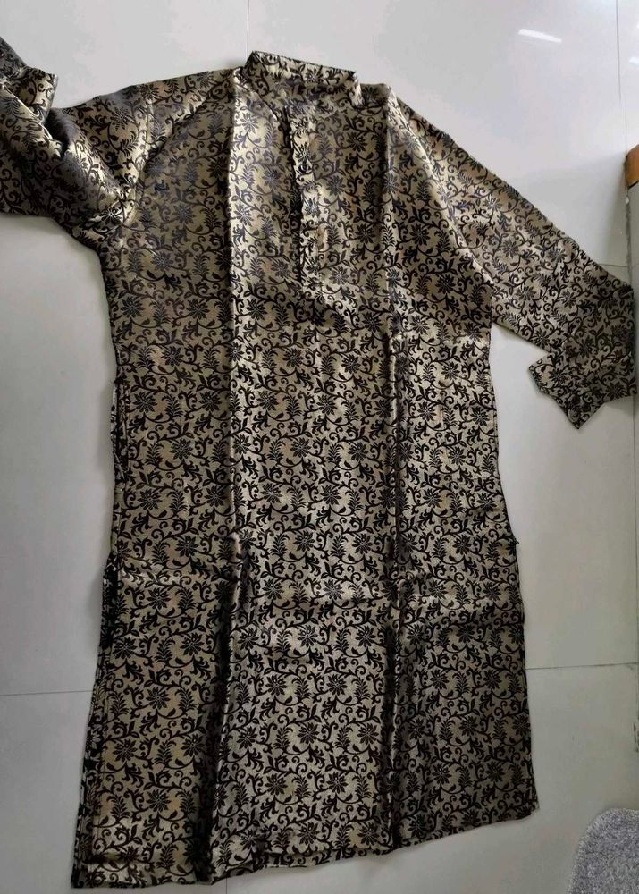 Elegant Floral Kurta