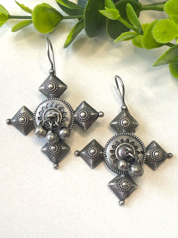 Silver Replica Ghoongro Earring