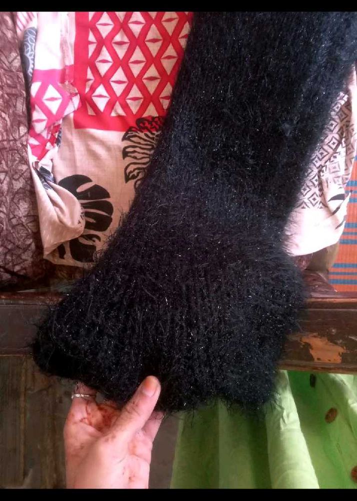 Fluffy Black showl (scarf) 🥵 warm for winter