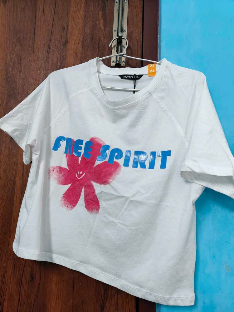Free Spirit Crop Graphic Tee