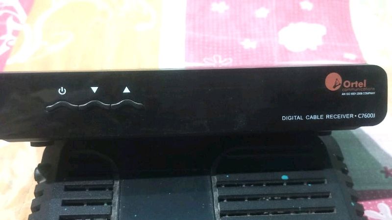 ORTEL Digital Cable Receiver With Remote