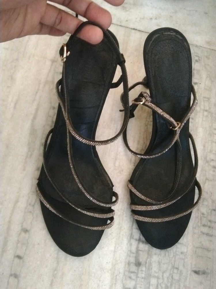 Strappy Black Heels size-38