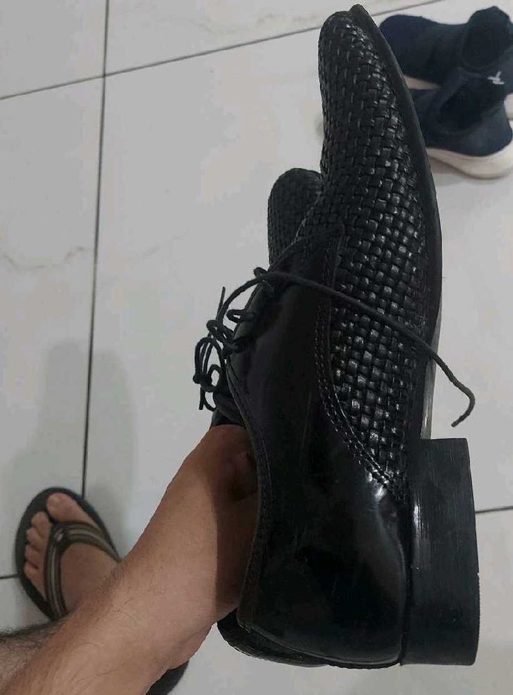 Black Woven Leather Dress Shoes