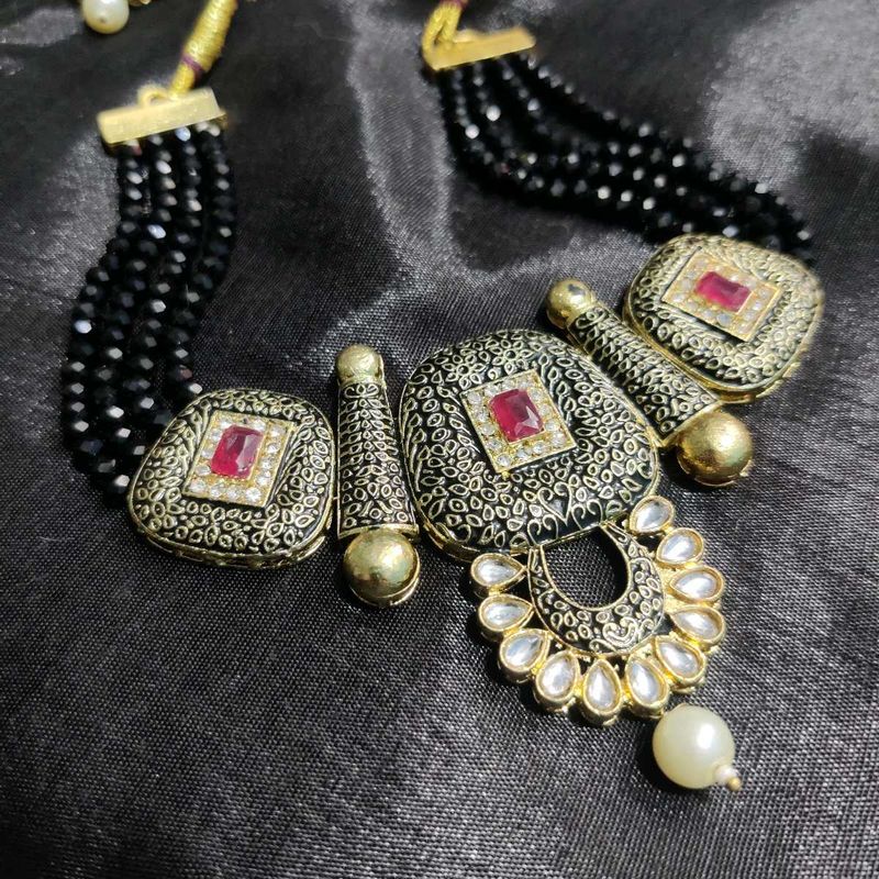Beautiful Ethnic Party Wear Set
