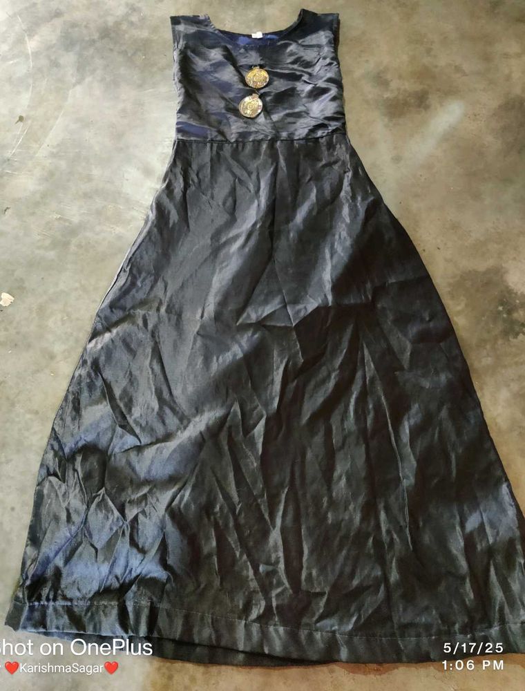 Light Weight Gown