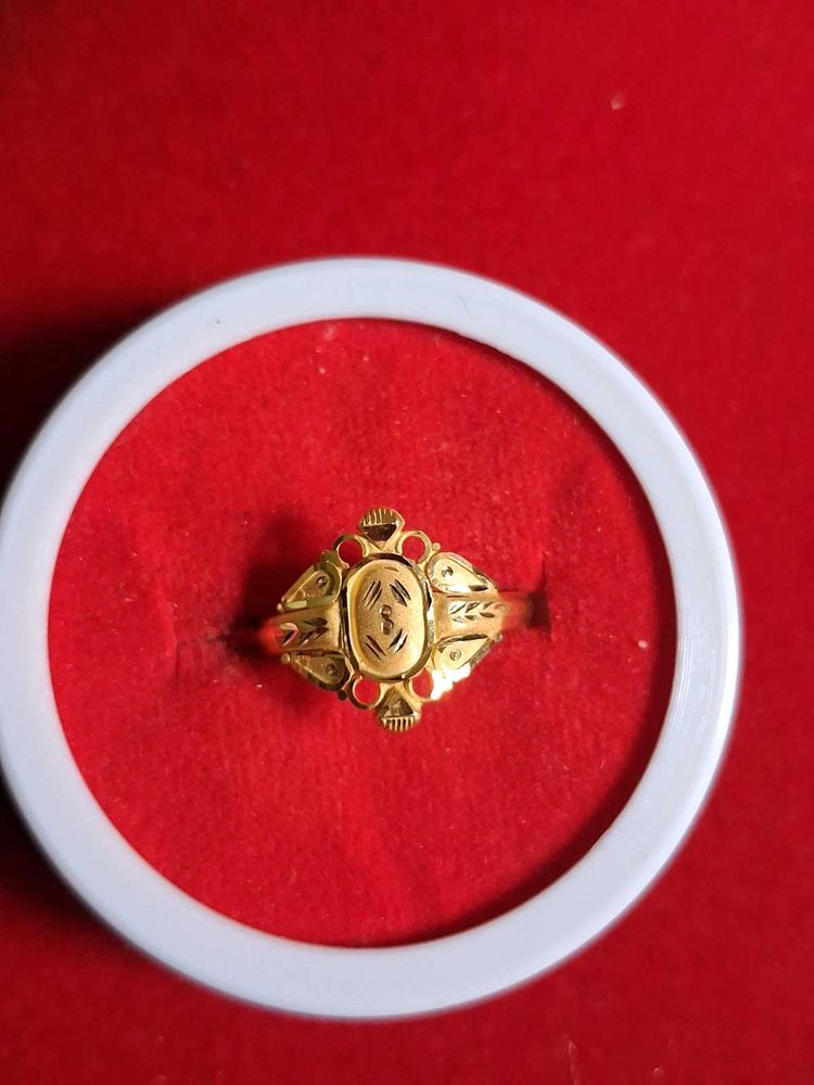 desiner Gold Ring