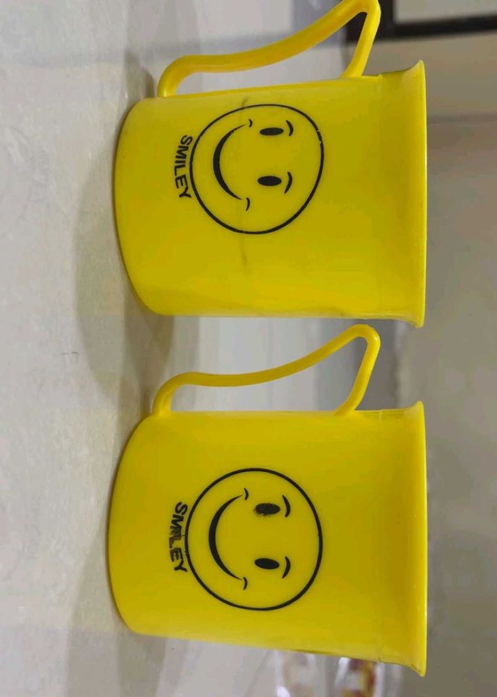 Set of 2 Smiley Face Cups