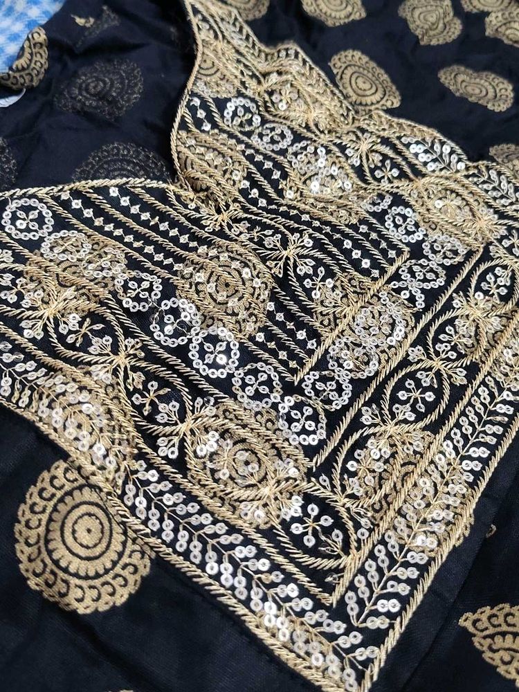 Black Kurta With Golden Embroidery