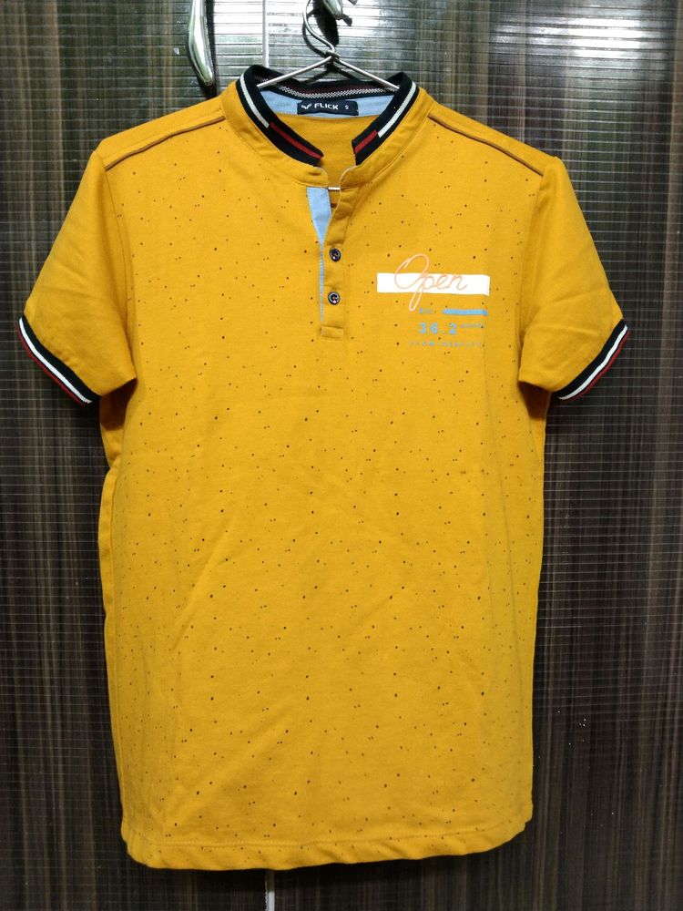 half sleeves men&#39;s tshirt 👕