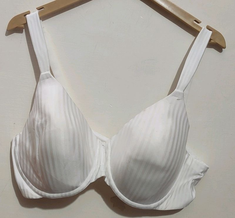 White Bra For Girl Or Women 38 D Size