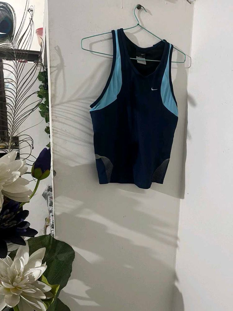 Nike Athletic Tank Top💙 women