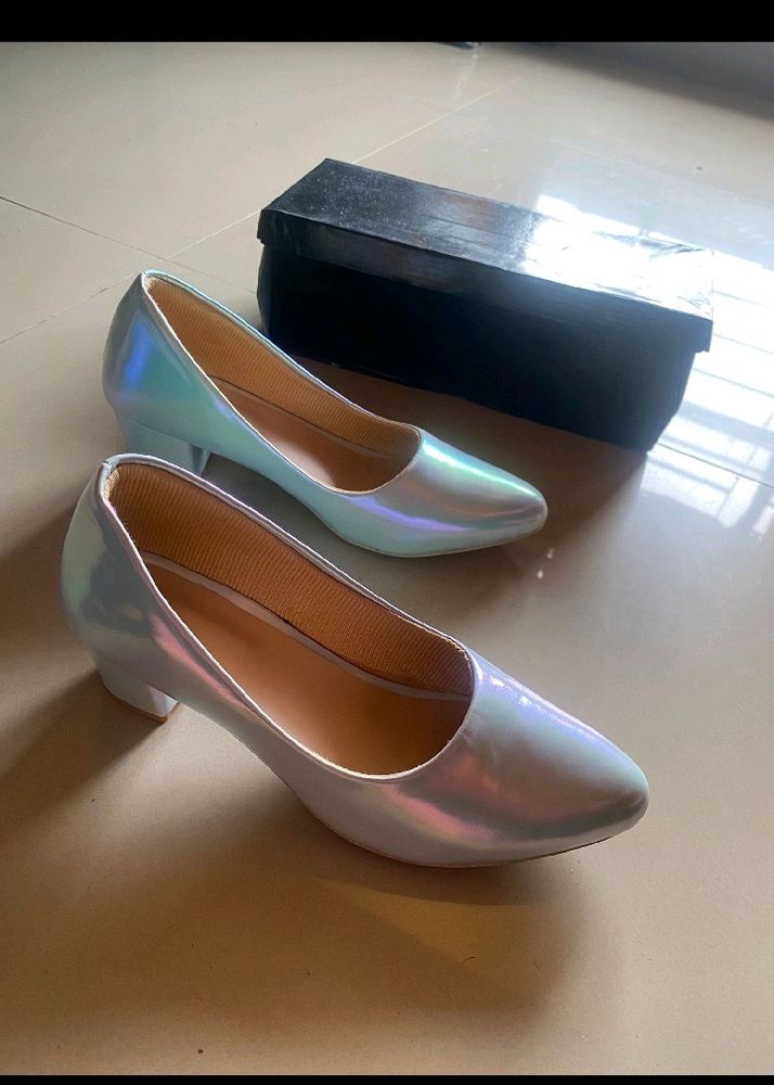 New 5|38 Size Pump 2 Inches Heels