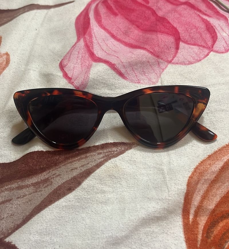 H&amp;M Cateye Sunglasses