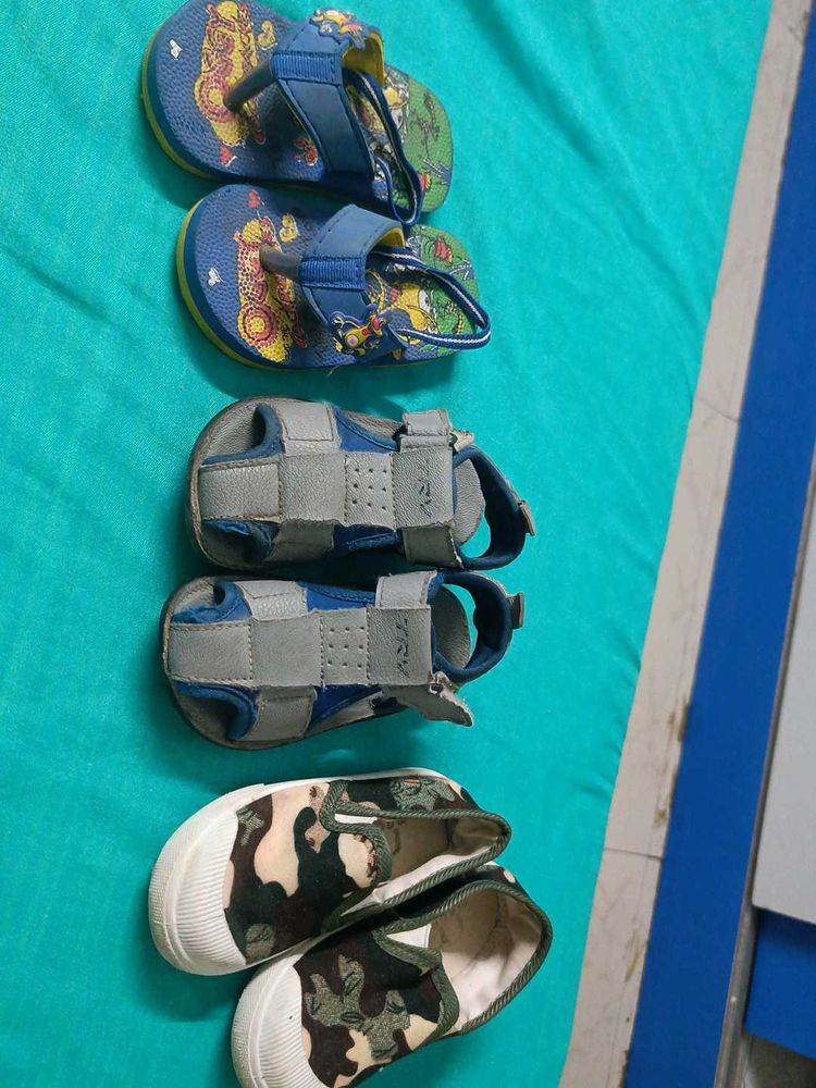 Brand New Sheo And Chapal With Sandals