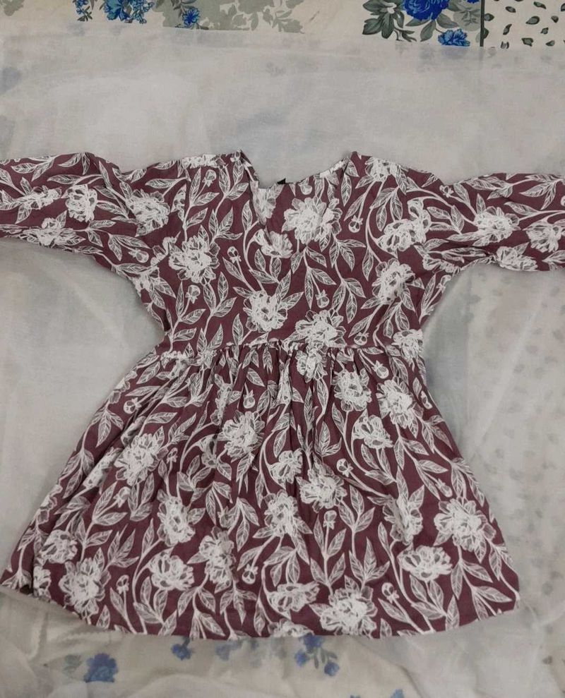 Empire top