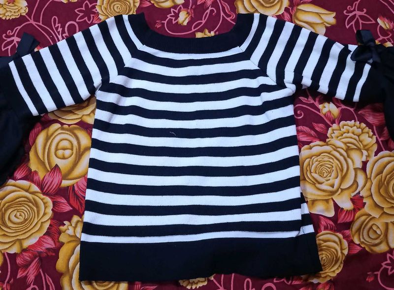 Striped Knit Top and this is perfect for winter se