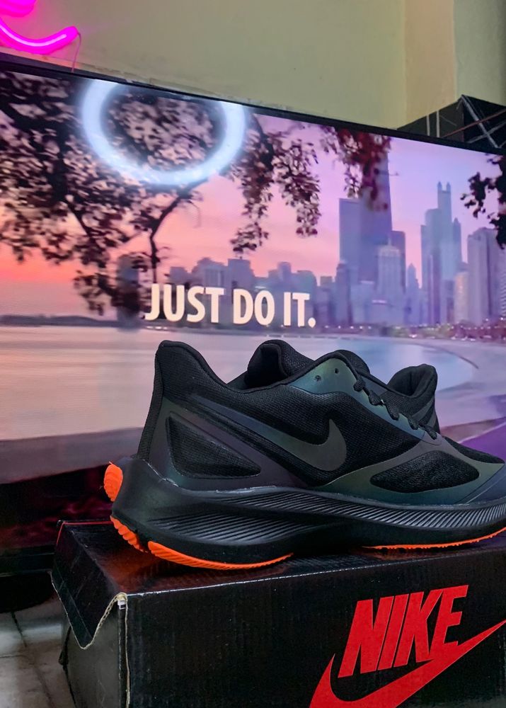 Nike guide 10 (Reflector)