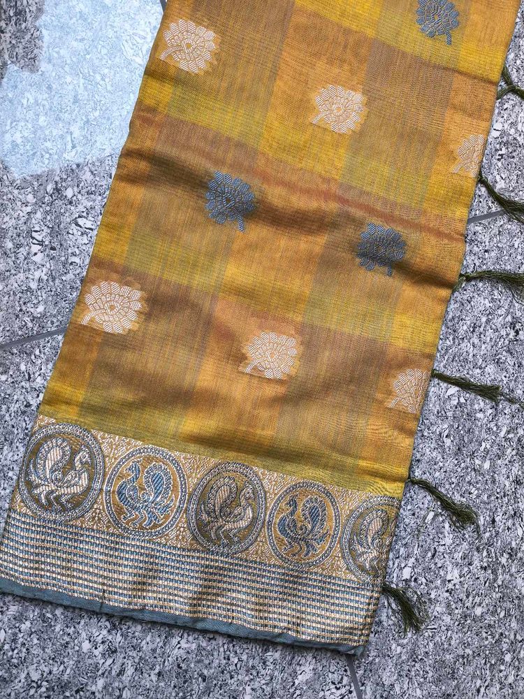 Elegant Yellow Saree