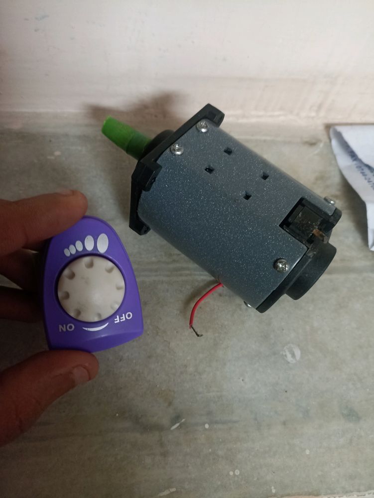 DC Motor With Free Convertor
