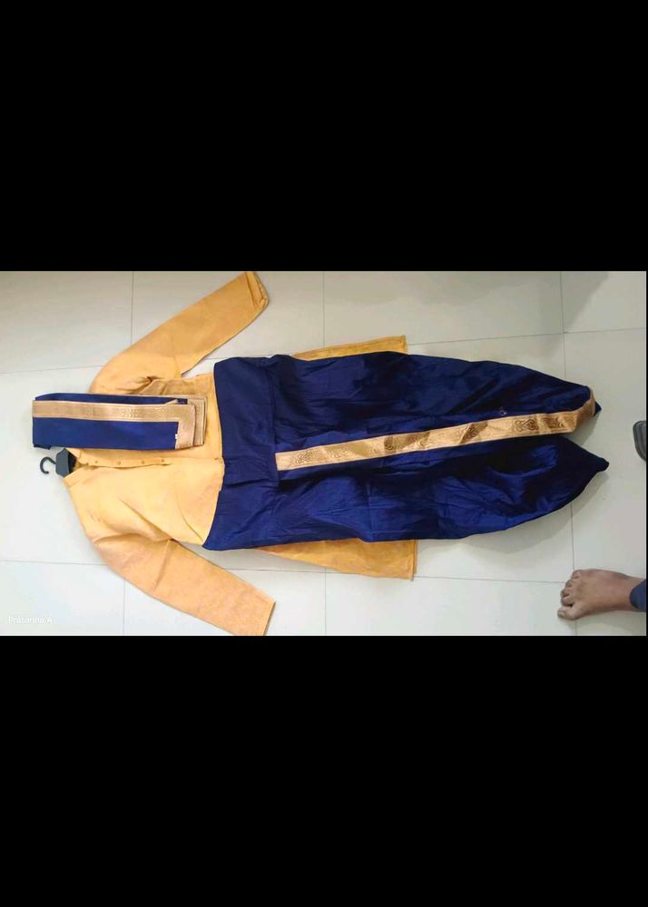 Men&#39;s Ethnic Kurta Set