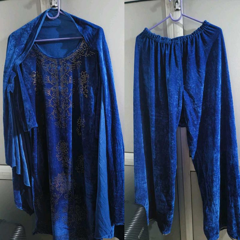 Blue Velvet Kurta Set