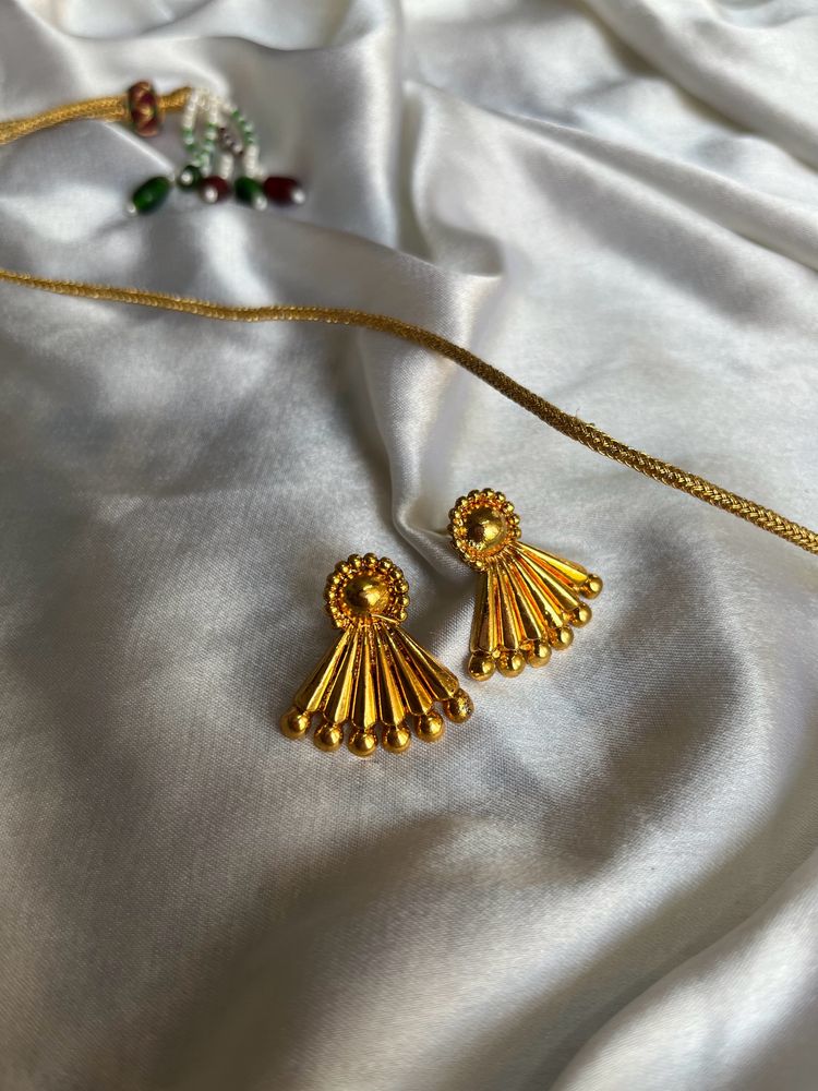 Golden Jewellery Set